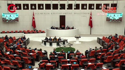 TBMM Genel Kurulu'nda kamera bantlama tartışması... Özlem Zengin Herkesin izlendiği, telefonlarımızda ne olup bittiği belli olan bir yerde neyi bantlayacağız