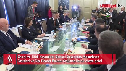 Enerji ve Tabii Kaynaklar Bakanı Bayraktar, Macaristan Dışişleri ve Dış Ticaret Bakanı Szijjarto ile bir araya geldi
