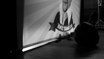 Harry Hill - Behind the Scenes (Sausage Time)