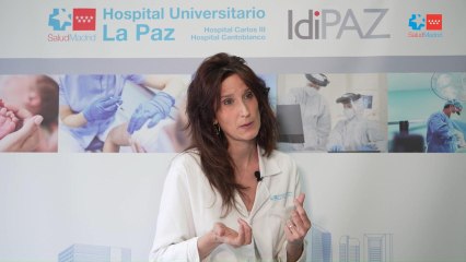 Rosa Alcobendas explica el procedimiento llevado a cabo en La Paz.
