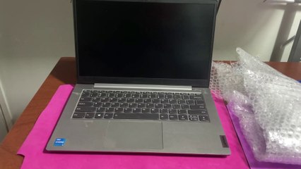 Cómo Cambiar la Tarjeta Madre de la Lenovo ThinkBook G2 14  Guía Completa Paso a Paso