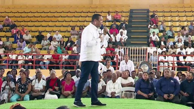 Presidente Abinader inicia programa de titulación municipal en Monte Plata