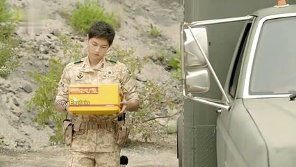 Army_Soldier_Fall_in_Love_with_a_Beautiful_Surgeon_Part-1__Descendants_of_the_Sun_Explained_in_Hindi(360p)