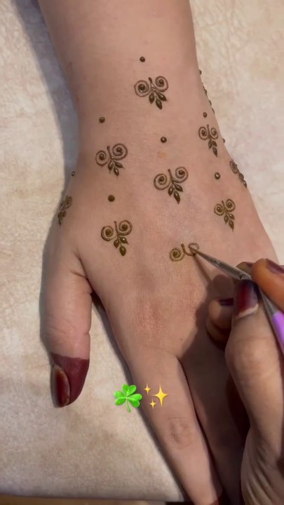 #mehndi style