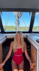 Spending a day in the Swedish archipelago wearing my favorite swim look from @Tommy Hilfiger ♥️ #Tom