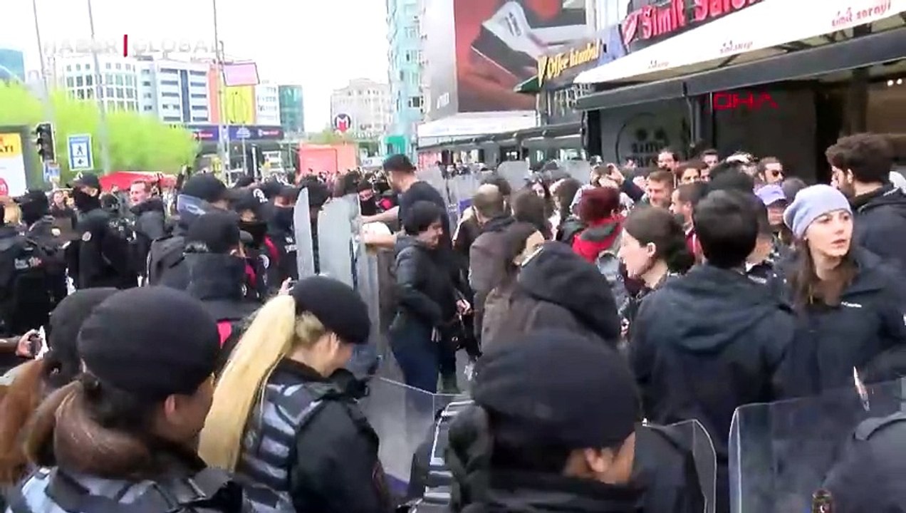 1 Mayıs Emek ve Dayanışma Günü'nde Mecidiyeköy'de yoğun güvenlik önlemi