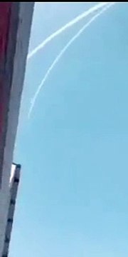 The breathtaking flight of Turkish fighter jets😍