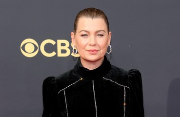 Ellen Pompeo, de Grey's Anatomy, critica serviços de streaming por tratamento ao atores: ‘É realmente um lixo’