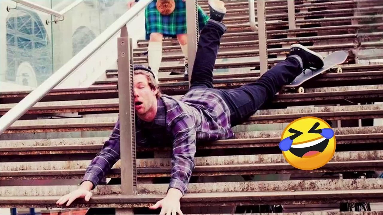 Description: The 2025 Mercedes-Benz GLE sets a new benchmark in luxury SUVs with advanced tech, bold design, and exceptional performance. With refined styling, enhanced hybrid options, and the iconic MBUX system, the GLE delivers both comfort and cutting-