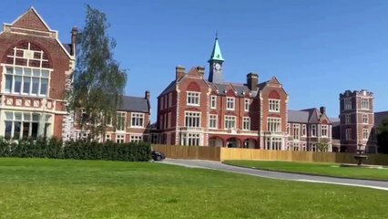 Discover Stunning Homes at St James Park Development 🏡