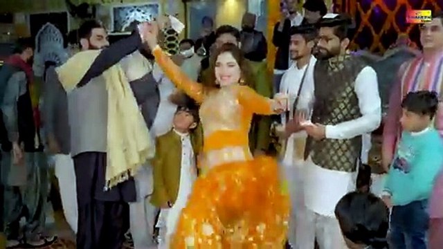 Guzara Nai Hounda Mehak Malik Dance Performance