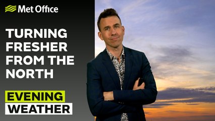 Met Office Evening Weather Forecast 01/05/2025 - Warm and humid in the south