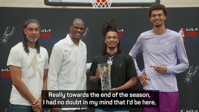 Castle presented ROTY award by Wemby, Duncan and Robinson