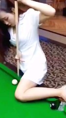 bilardo ustası güzel kiz