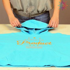 Hoodie folding hack every traveler needs 🎒