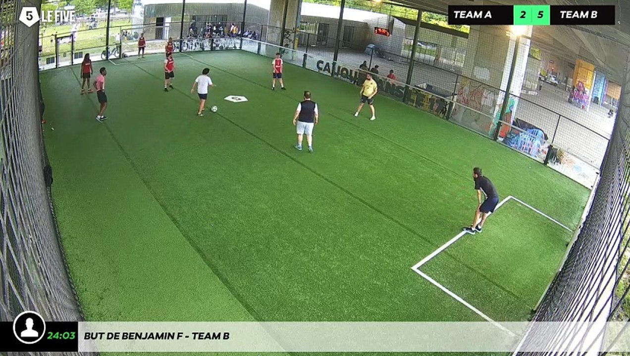 But de Benjamin F - Team B