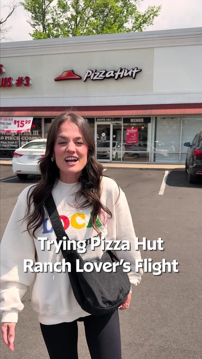 We Tried Pizza Hut’s Ranch Lover’s Flight with Cheesy Bites