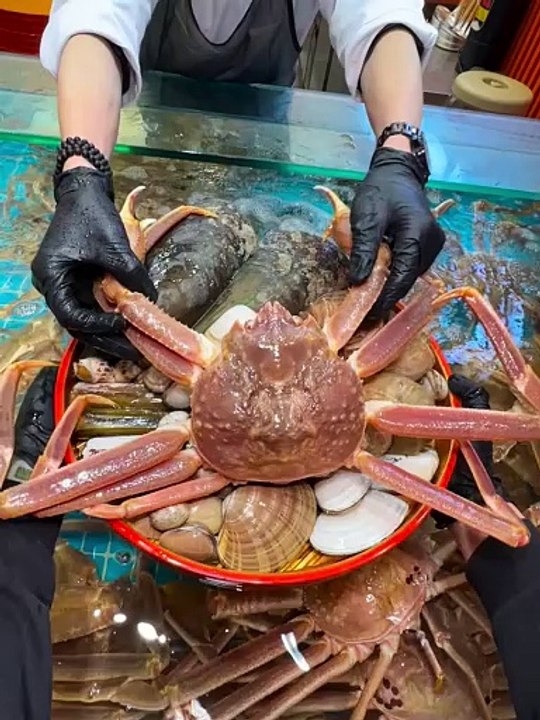 Reward Good Friends With Seafood Dinner