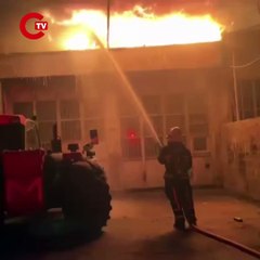 Kahramanmaraş’ta korkutan işyeri yangını!