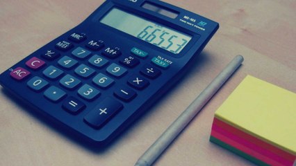 Americans received more from tax refund than predicted