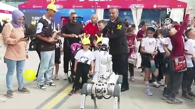 TEKNOFEST KKTC'de İkinci gün etkinlikleri devam ediyor: ATAK Helikopteri ve Bayraktar TB2 birlikte uçuş gerçekleştirdi