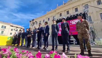 Taglio del nastro per il villaggio rosa, domenica la grande corsa a Sassari
