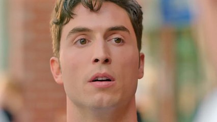 Surcompensation - saison 1 Bande-annonce VF