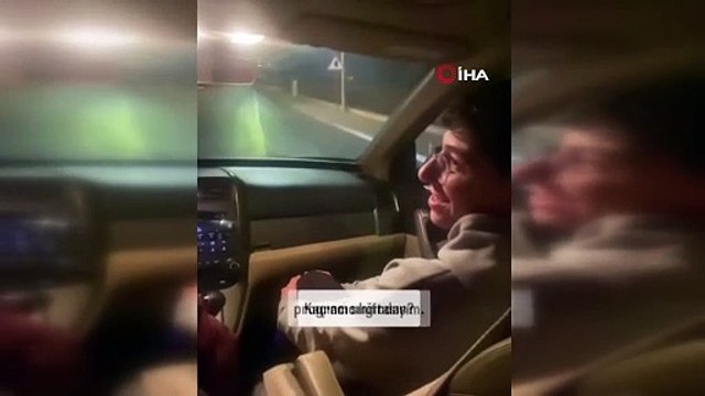 Otostop çekip aracına binerek 'Dayı' dedikleri sürücü rektör çıktı! Öğrencilerin gülümseten diyaloğu sosyal medyada gündem oldu