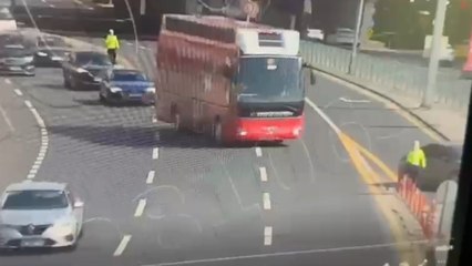 CHP’nin otobüs şoförü polisin üzerine aracı sürmüştü! Bakan Yerlikaya’dan açıklama