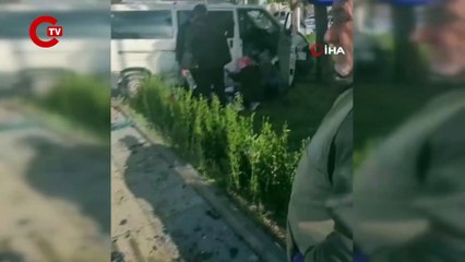 Ankara'da iki otomobil birbirine girdi: 3'ü ağır 9 yaralı