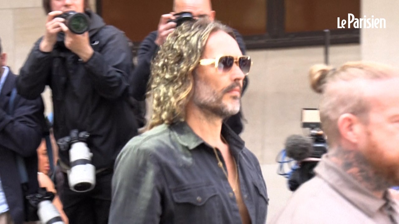 Accusé de viols, le comédien Russell Brand renvoyé devant une cour criminelle