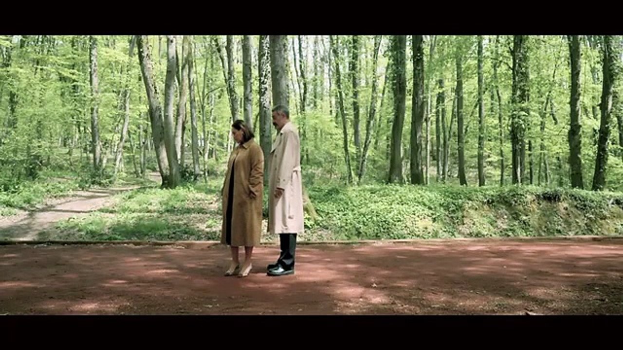 Hülya Avşar & Hakan Altun - Ahım Olsun (Official Video)