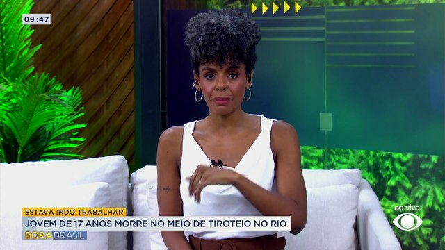 Adolescente morre baleado em troca de tiros a caminho do trabalho no RJ