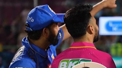 Akash Madhwal ने Rohit की पत्नी के आगे जोड़े हाथ