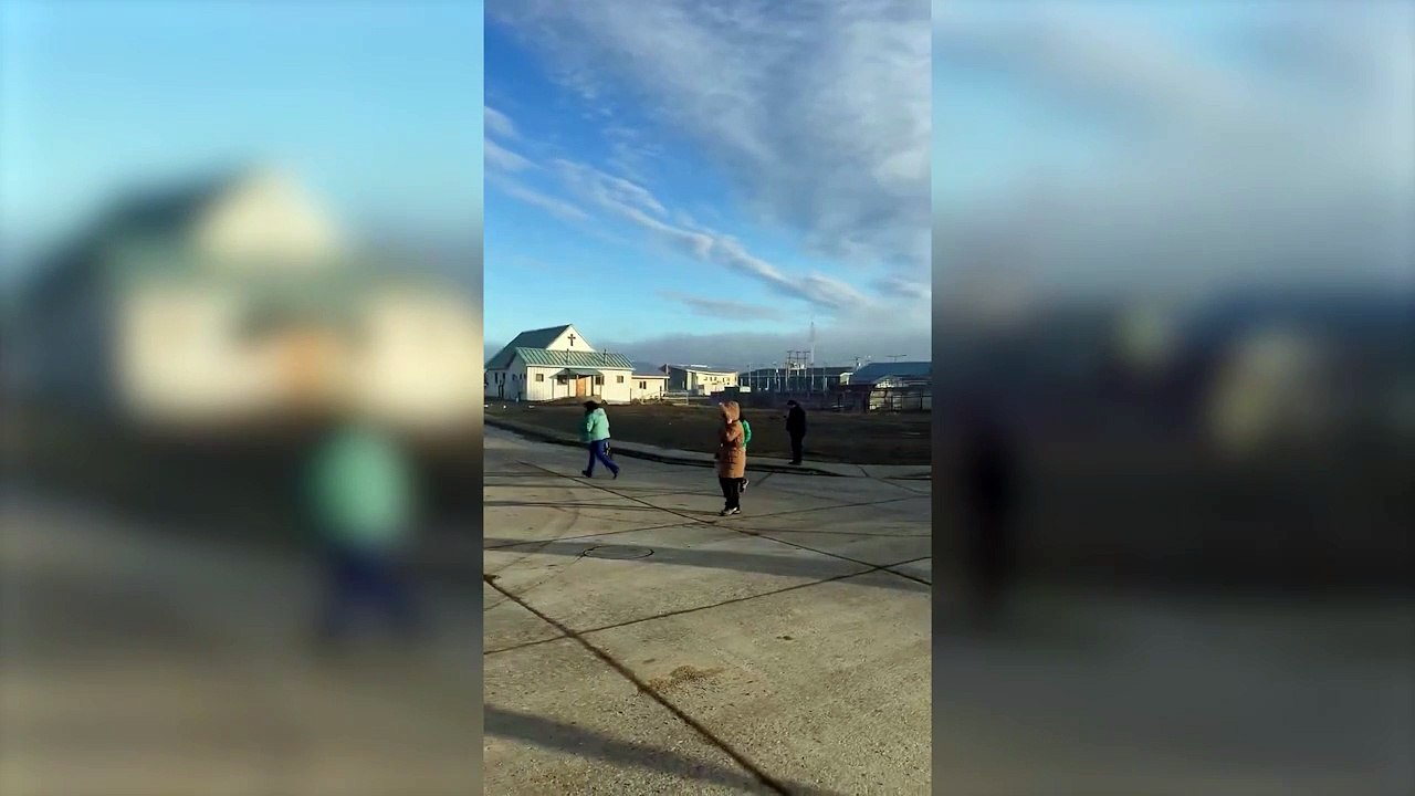 Ciudadanos evacúan Punta Arenas y todo el borde costero en la Región de Magallanes