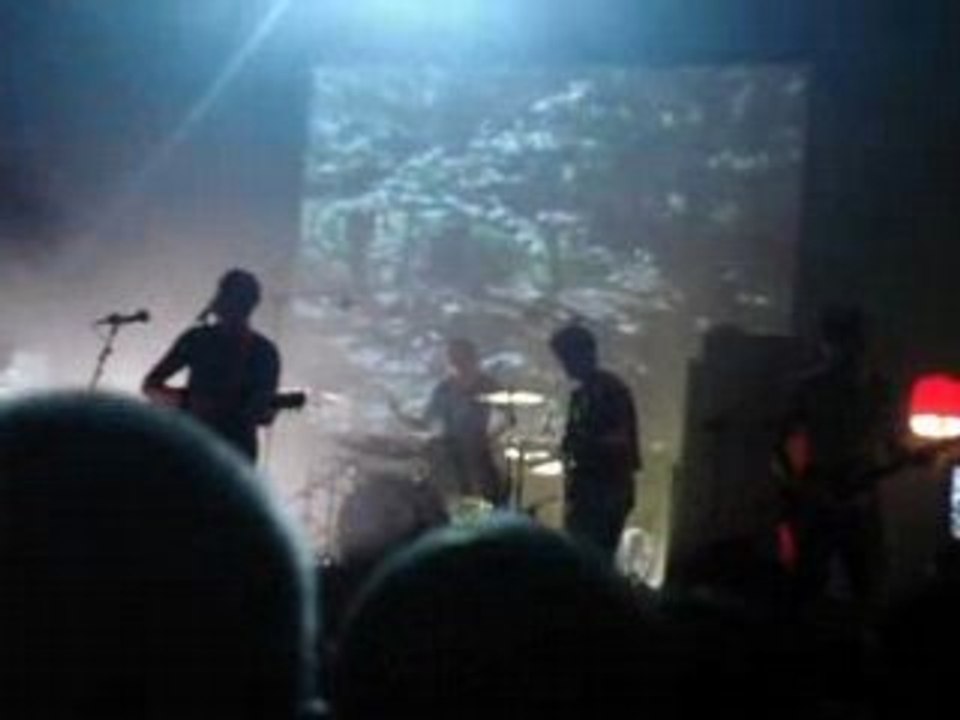 Girls in Hawaii à l'Olympia - Bored