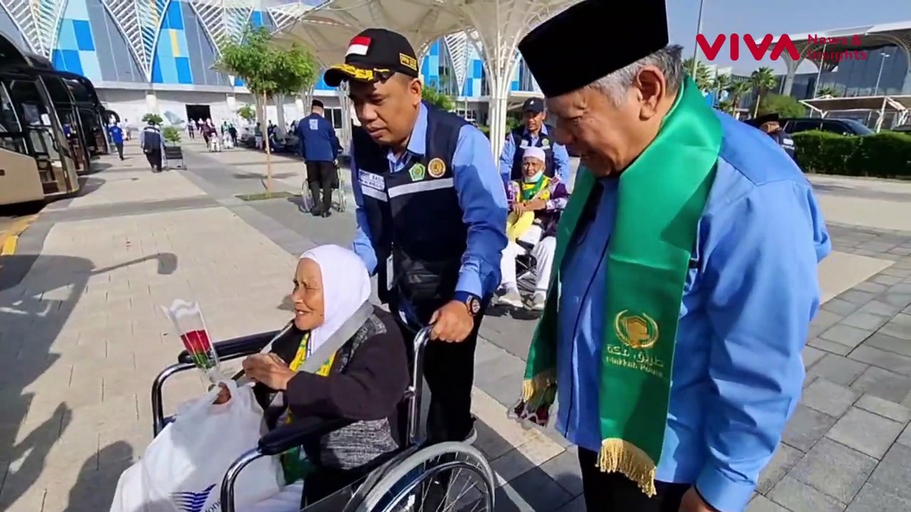 393 Jemaah Haji Kloter 1 Tiba di Madinah Jalur Fast Track