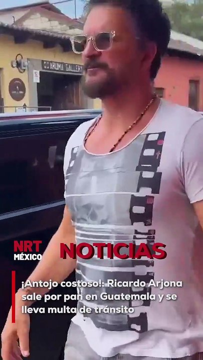 El cantautor Ricardo Arjona, durante su visita a la Antigua Guatemala para trabajar en una nueva producción, experimentó un percance inesperado. Un antojo de dulces y pan lo llevó a salir, pero su paseo terminó con una multa de tránsito por parte de las a