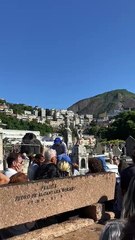 Enterro de Nana Caymmi