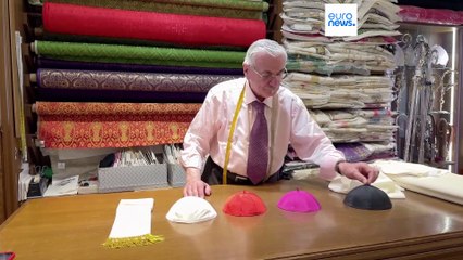 Il sarto del Papa racconta,“Si affidano a me. Ogni Pontefice ha uno stile diverso"