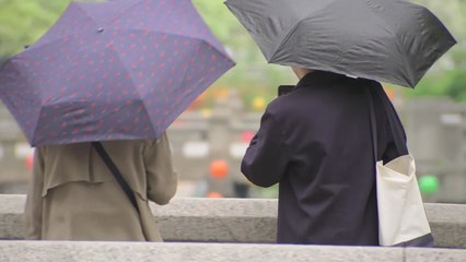 [날씨] 오늘 전국 비...오색 연등 형형색색 펼쳐진 도심 / YTN
