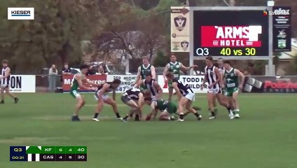 BFNL: Matt Filo kicks goal for Castlemaine v Kangaroo Flat, round 3, 2025.