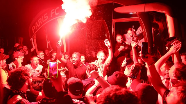 La folle soirée des supporters du Paris FC