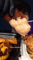 Follow for more ASMR videos🌮🍟 Credits: @themagicmikey #mukbang #asmr #fastfood #asmreating