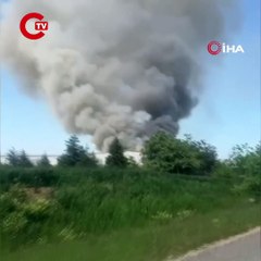 Tekirdağ’da fabrika yangını: Dumanlar gökyüzünü kapladı!