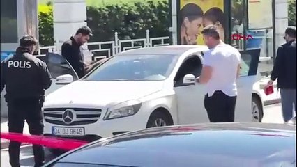 İstanbul'da güpegündüz motosikletli infaz: 1 ölü, 3 yaralı var!