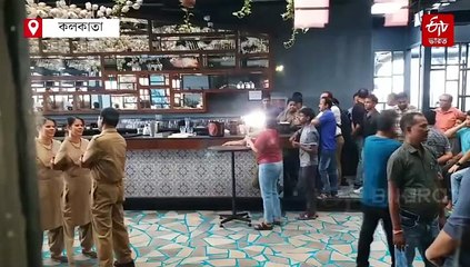 মমতার নির্দেশ, পার্কস্ট্রিটে রুফটপ রেস্তোরাঁর বেআইনি অংশ ভাঙল পুরনিগম