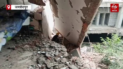 जमशेदपुर के एमजीएम अस्पताल में बड़ा हादसा, B ब्लॉक का एक हिस्सा गिरा, कई लोगों के दबे होने की आशंका