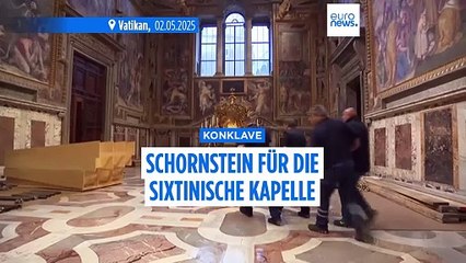 Vorbereitungen für Konklave: Schornstein auf der Sixtinischen Kapelle angebracht