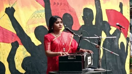 শ্রমিকের গান, মহান মে দিবসে উদীচী শিল্পগোষ্ঠীর পবিবেশনা